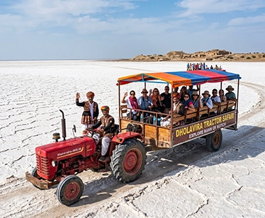 http://Tractor%20Safari